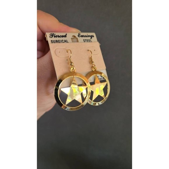 Vintage Star Dangling Earrings - Picture 3 of 10